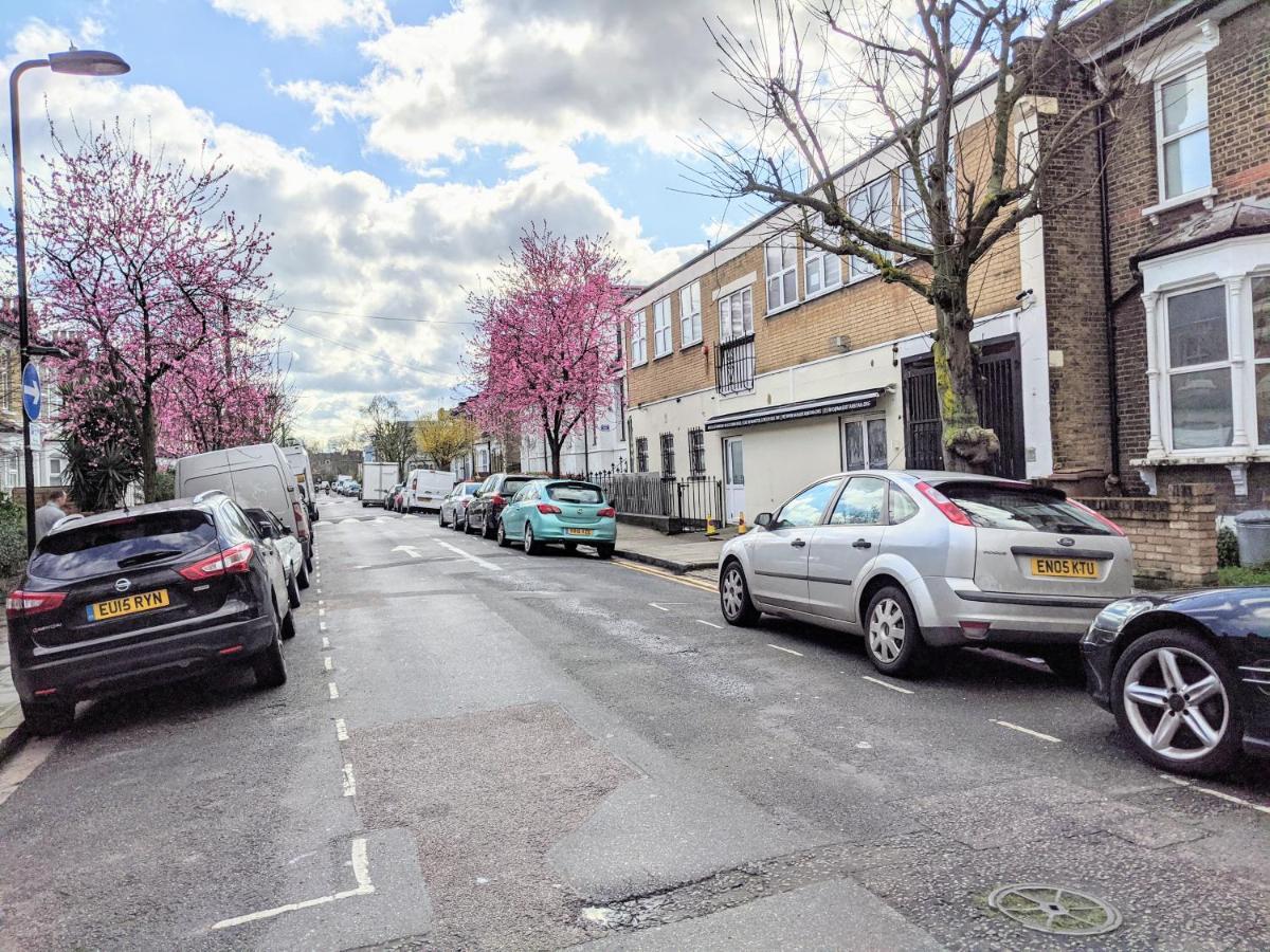 Tophome Stoke Newington London Exterior photo